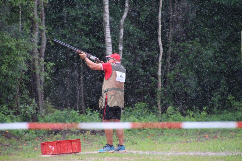 Latvijas IV olimpiādē gan medaļas, gan dramatiski negadījumi