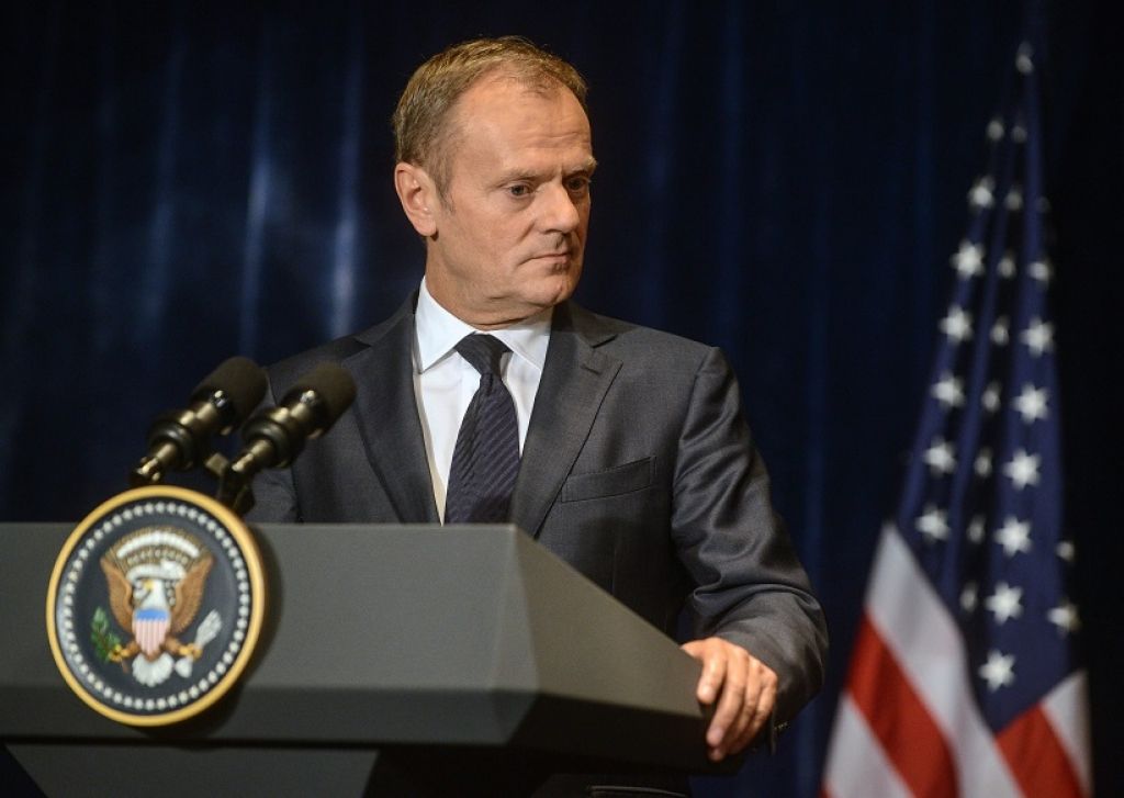  Tusks: Brexit turpinājuma nebūs