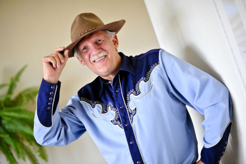 Līdz pirmajam vilcienam: Kantrimūzika Latvijā un pasaulē