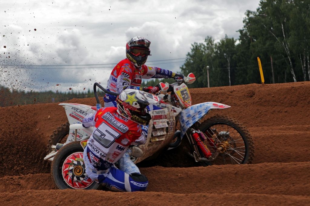 Latviešu blakusvāģu kantētājs Mucenieks smagi cietis PČ posmā Beļģijā