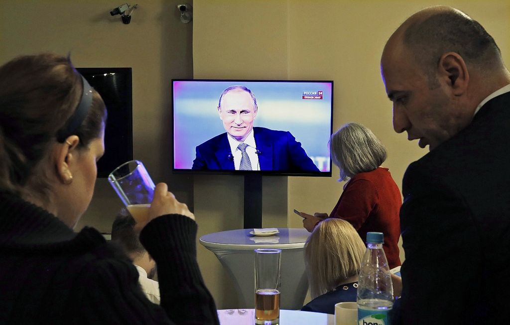 Latvijā dzīvojošie cittautieši pārtiek no Krievijas televīzijas