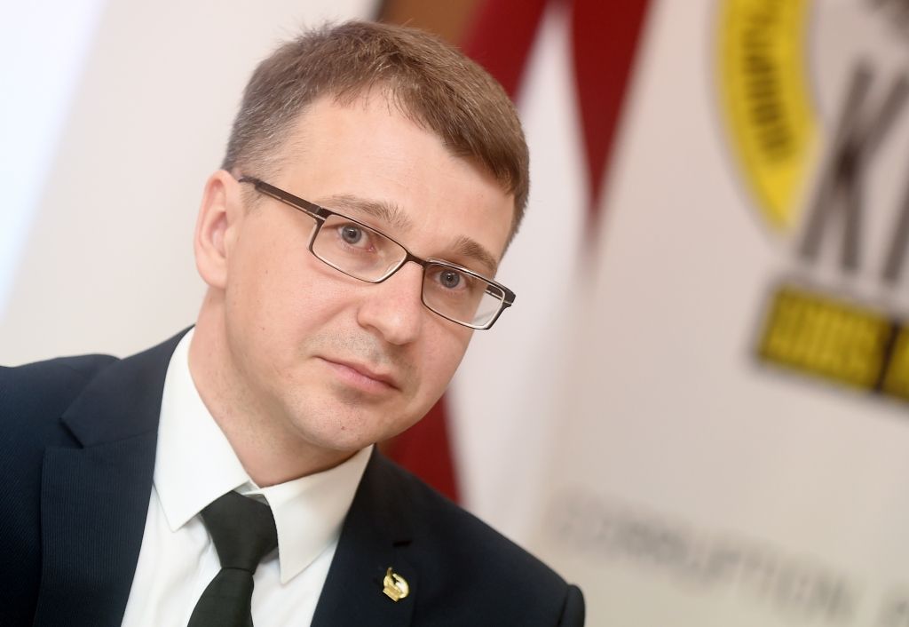 Streļčenoks atlaiž KNAB Operatīvo izstrāžu nodaļas vadītāju Jurašu (papildināts 18:31)