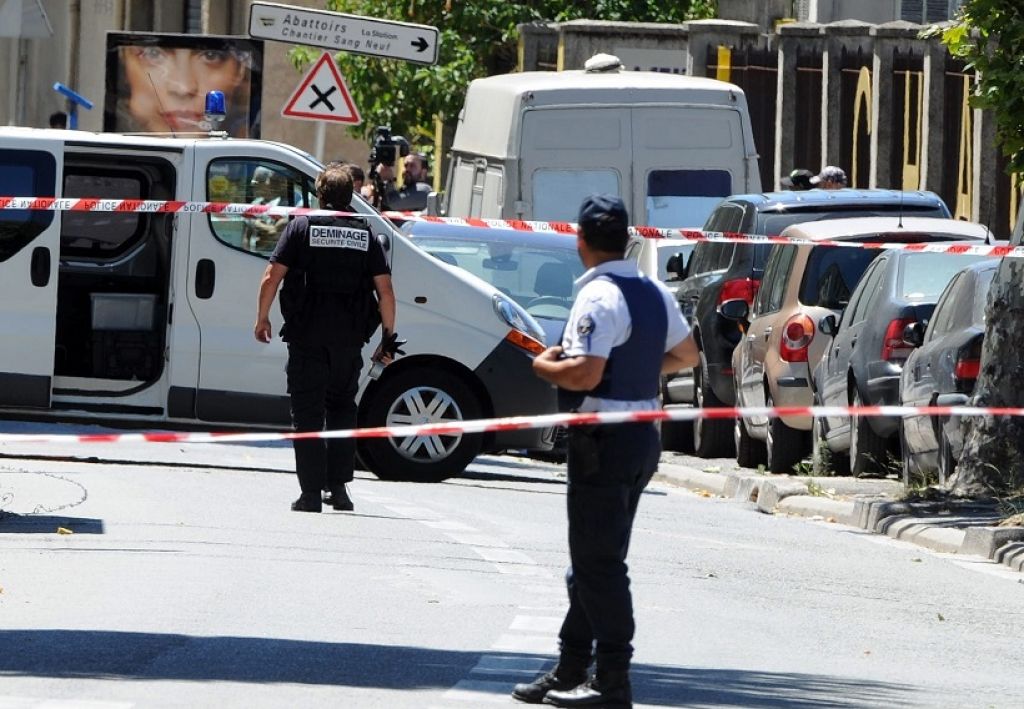 Pēc Nicas terorakta Francijā aizturēti vēl divi cilvēki