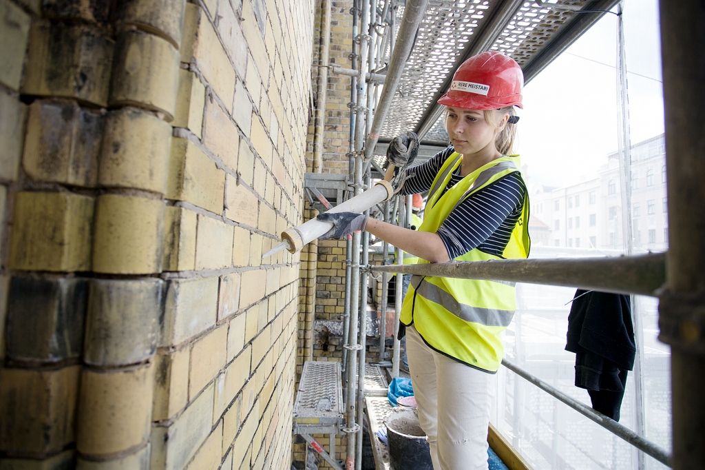 Daudzi strādnieki emigrējuši