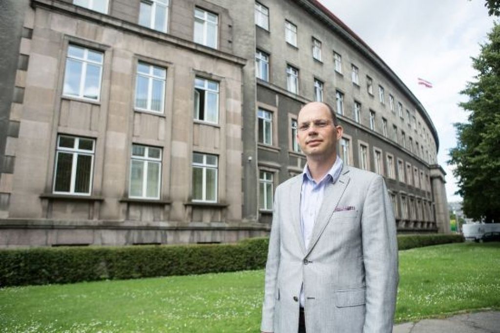 AT tiesnesis: Atbildības uzņemšanās Latvijā nav sevišķi izplatīta