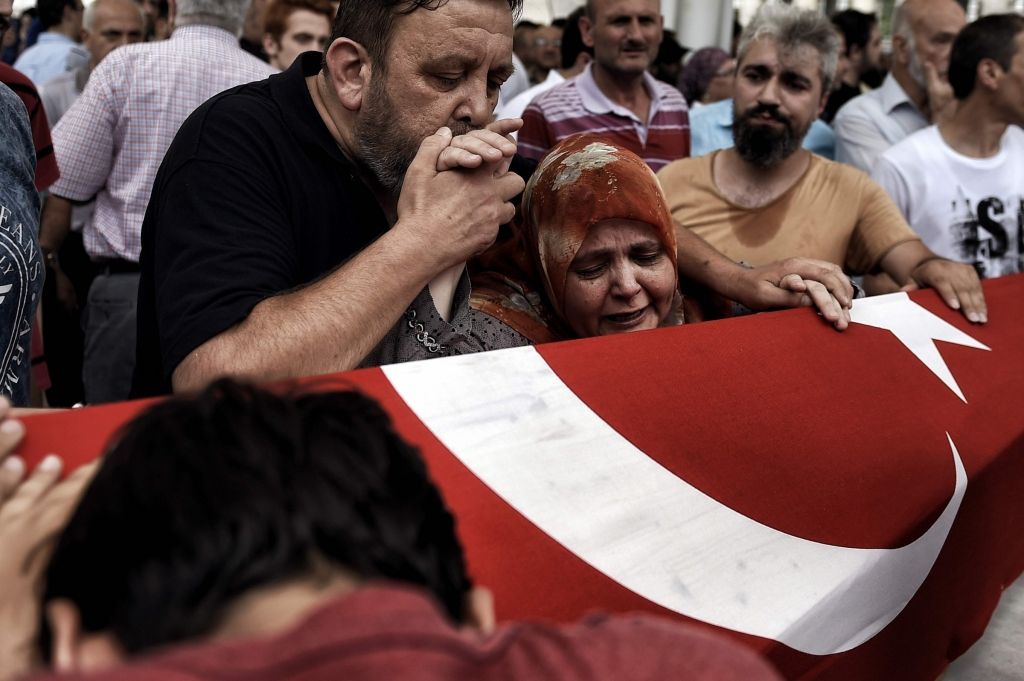 Latviete Turcijā: Par valstī notiekošo joprojām trūkst tīras un skaidras informācijas