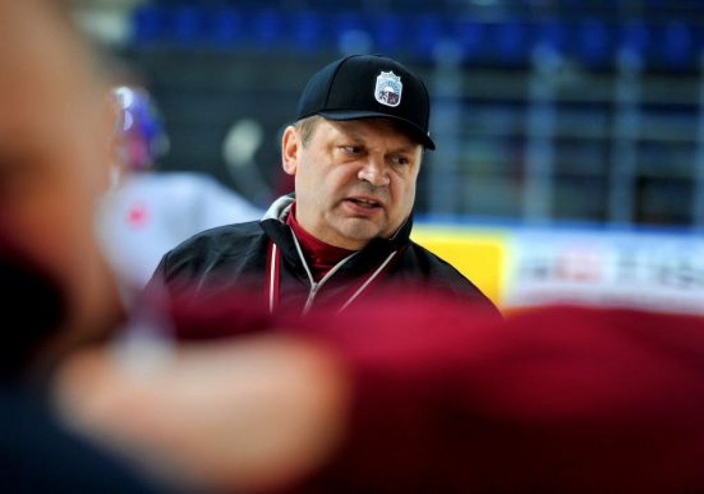 Arī olimpiskajā kvalifikācijā hokeja izlasi vadīs Beresņevs