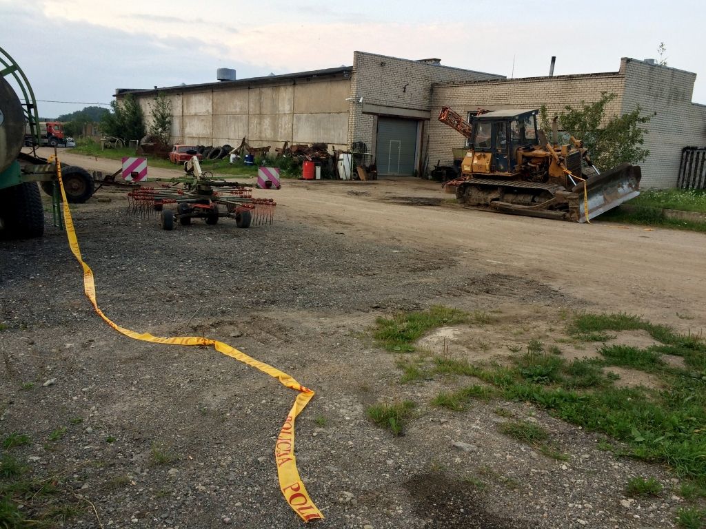 Jaunbērzes negadījumā bojāgājušās sievietes bērni no krīzes centra nodoti tēva gādībā