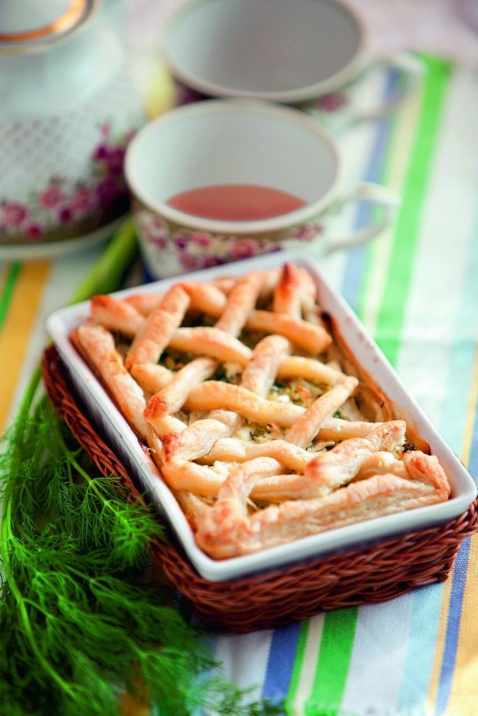 Lieliskām brīvdienām: Kāpostu pīrāgs grieķu gaumē