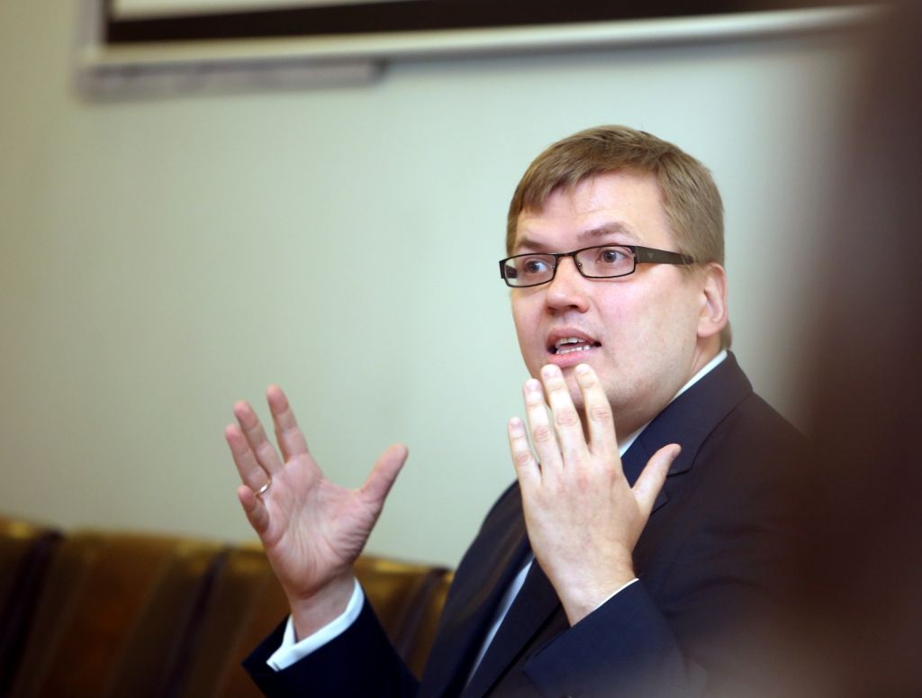 Pūce mudina lielās partijas sasparoties