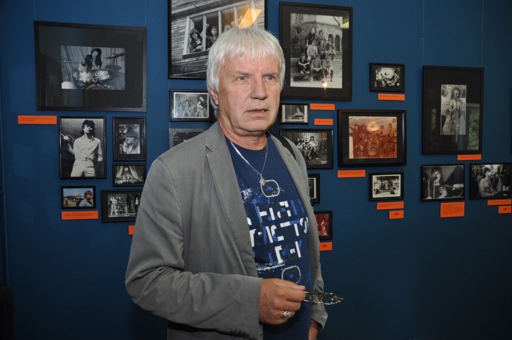 FOTO: Liepājas muzejā atklāj izstādi par leģendārajiem "Līviem"