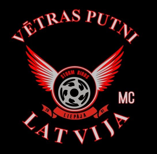 Motobraucēji Liepājā svin sezonas noslēgumu 