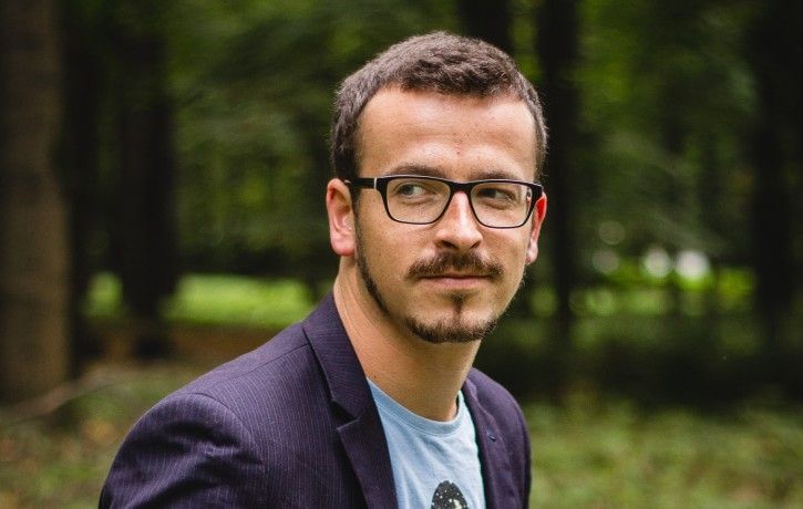 Dzejas dienās Liepājā viesosies dzejnieks Toms Treibergs