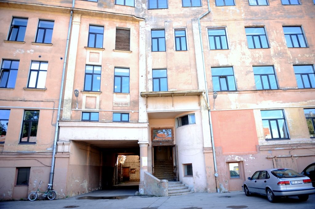 VNĪ vienojas ar RBSSKALS Būvvadību par darbu pabeigšanu Tabakas fabrikā