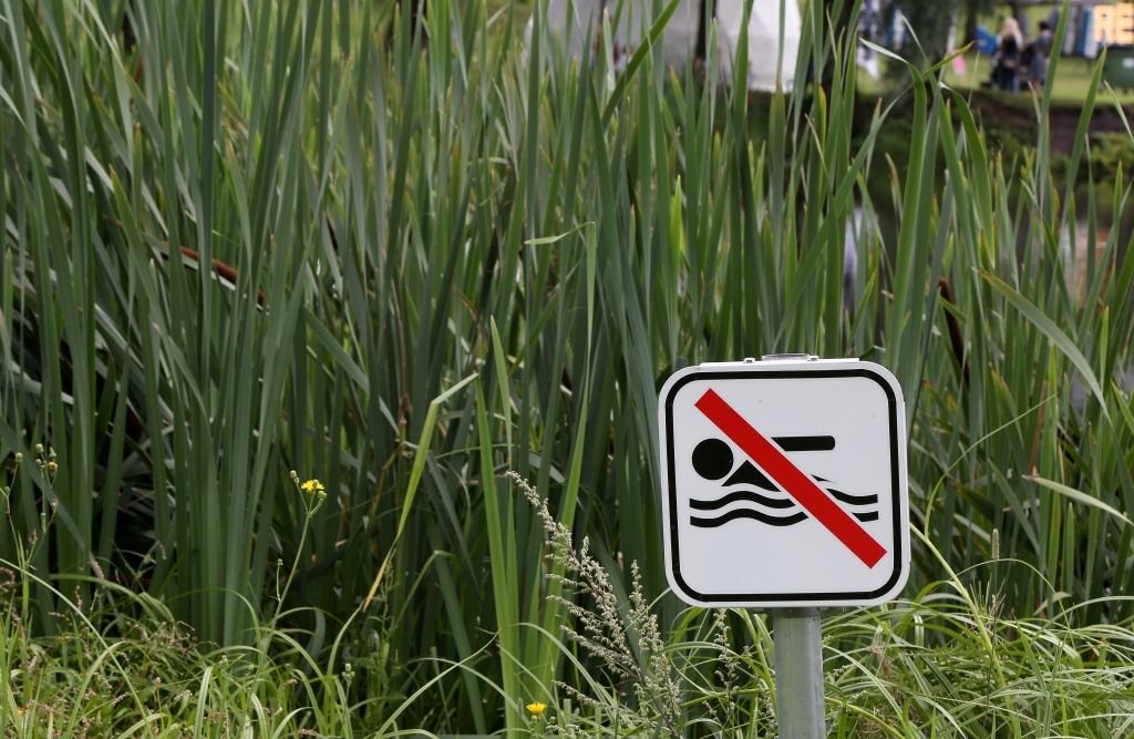Rīgā no noslīkšanas izglābts bez uzraudzības atstāts bērns