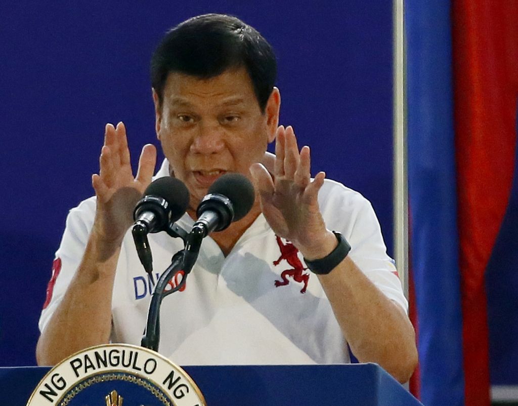 Duterte turpina palaist muti un iesaka Eiropas Savienībai atšūties
