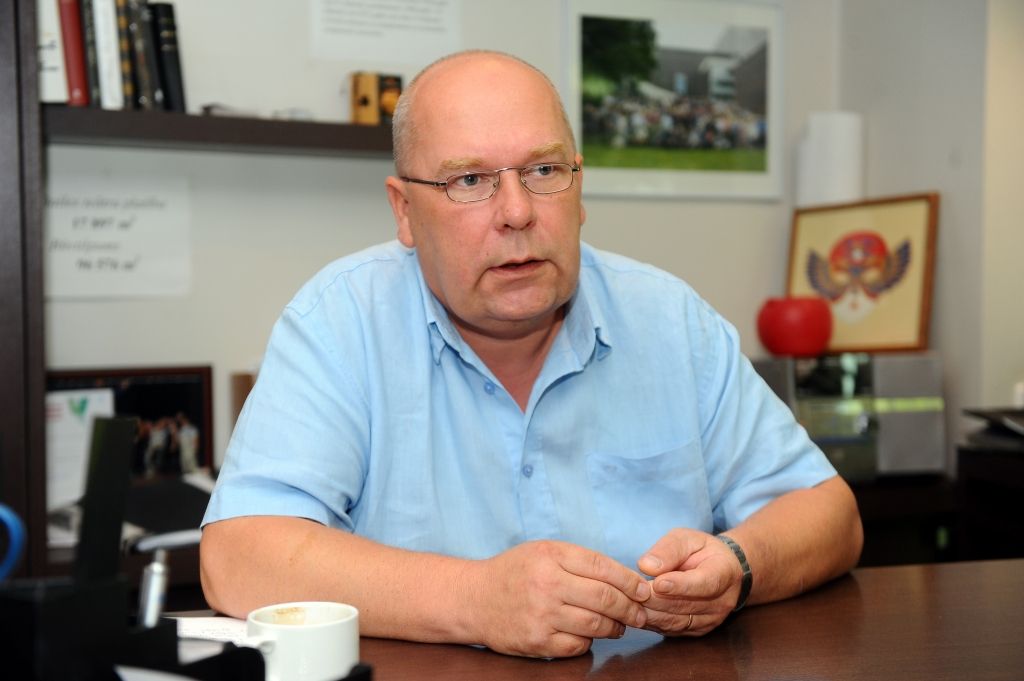 Dailes teātra direktors: Aktieri dzer, kad viņiem nav ko darīt un jūtas nenovērtēti