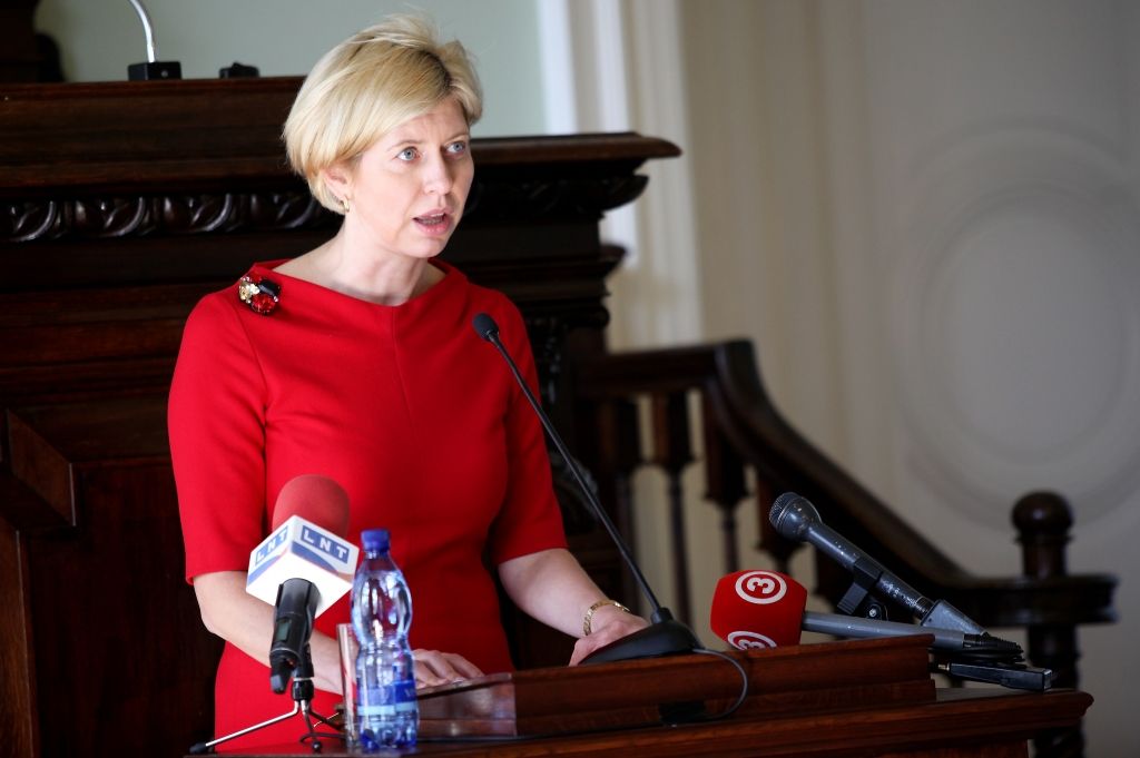 Čakša nav apmierināta ar Nacionālā veselības dienesta darbu