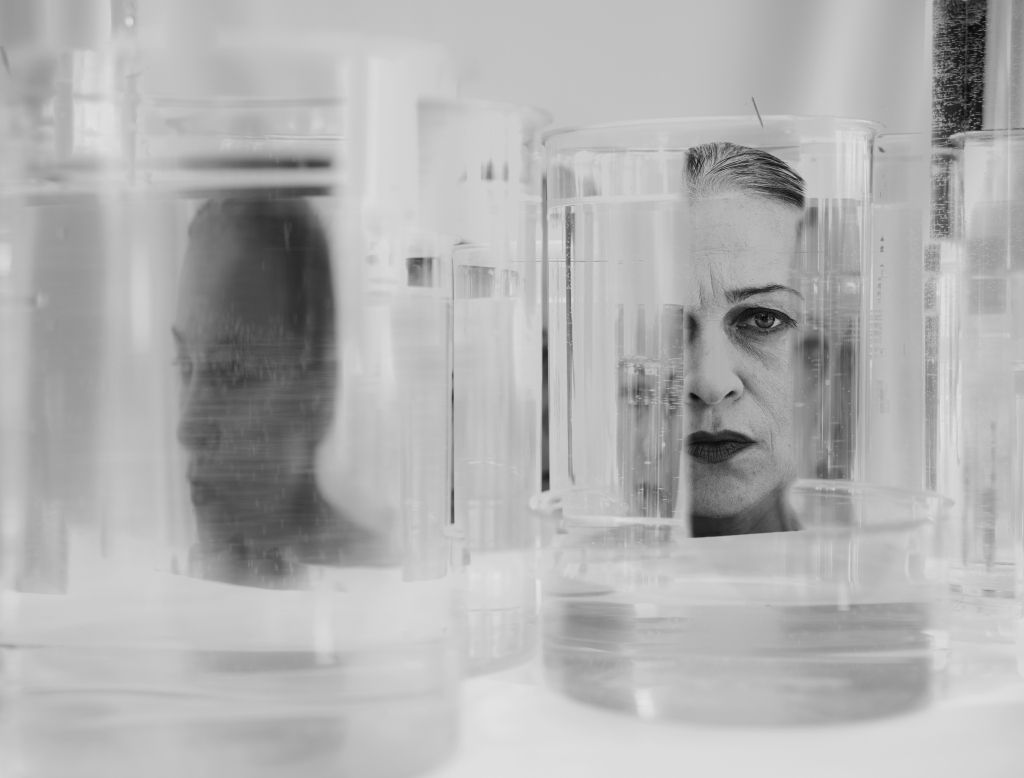 Liepājas teātrī top izrāde par angļu zinātnieci Rozalindu Franklinu