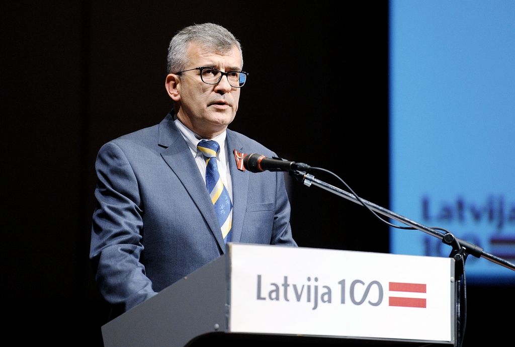 Nacionāļi veido jaunas komandas