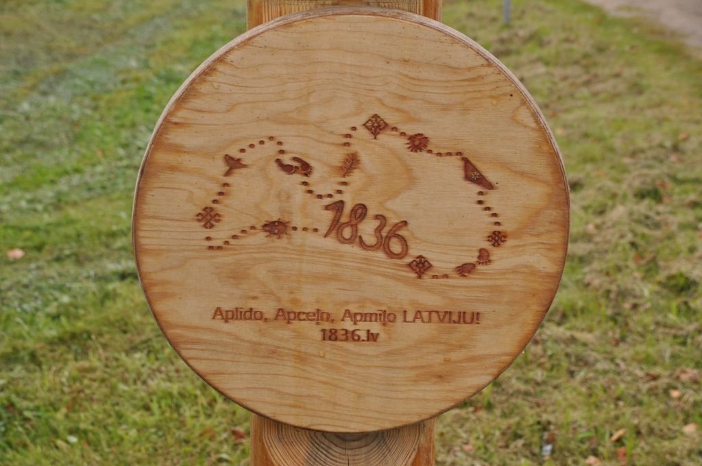 Apceļo un apmīļo Latviju