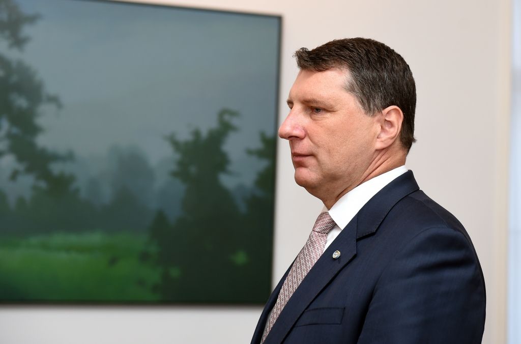 Vējonis: Ievērojot rietumvalstīs piekopto praksi, Truksnim būtu jādemisionē no amata