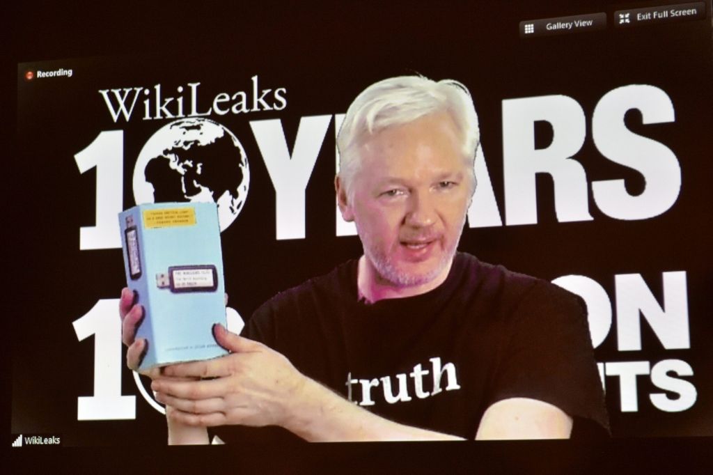 CNN: Nozagtās e-pasta vēstules WikiLeaks piegādā Krievija