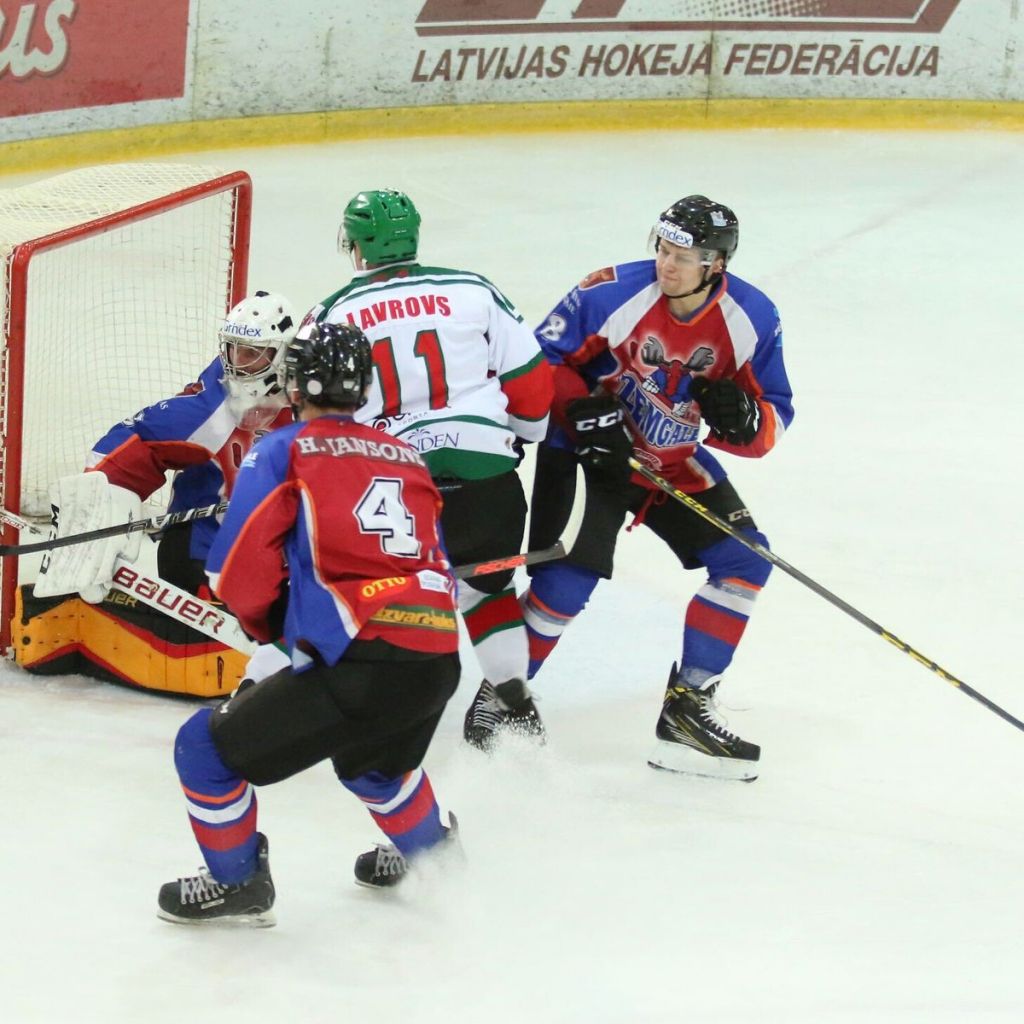 "Liepājas" hokejisti pieveic "Zemgali/LLU"