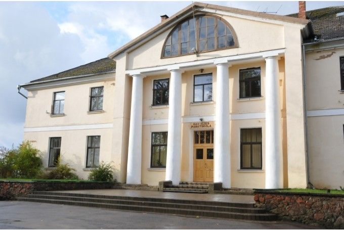 Gaviezes pamatskolas 80 gadu jubilejas salidojums 