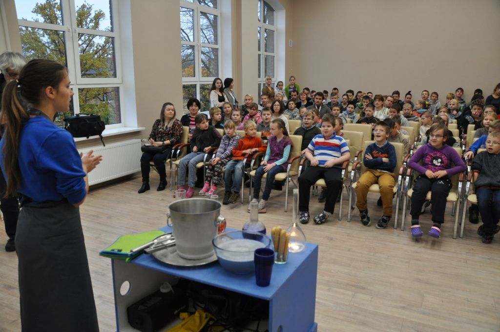 FOTO: Liepājas speciālajā internātpamatskolā piedzīvo zilus brīnumus