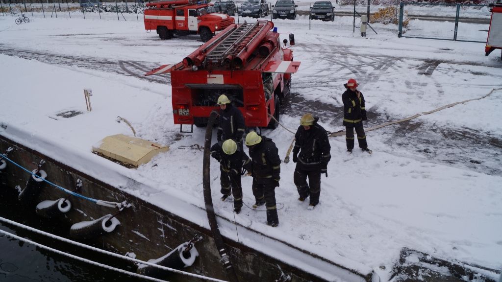 Liepājas ugunsdzēsēji piedalās Jūras spēku flotiles mācībās