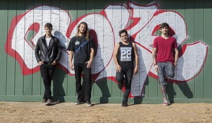 ASV indie roka grupa "Acidic"