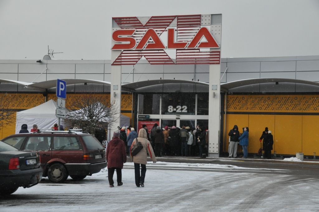 FOTO: Tiek atvērts rekonstruētais ''Maxima'' veikals