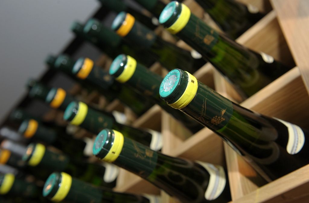 Igaunijas kompānija piedāvās tiešos autobusu reisus no Tallinas ostas uz alkohola veikalu Valkā un Ainažos