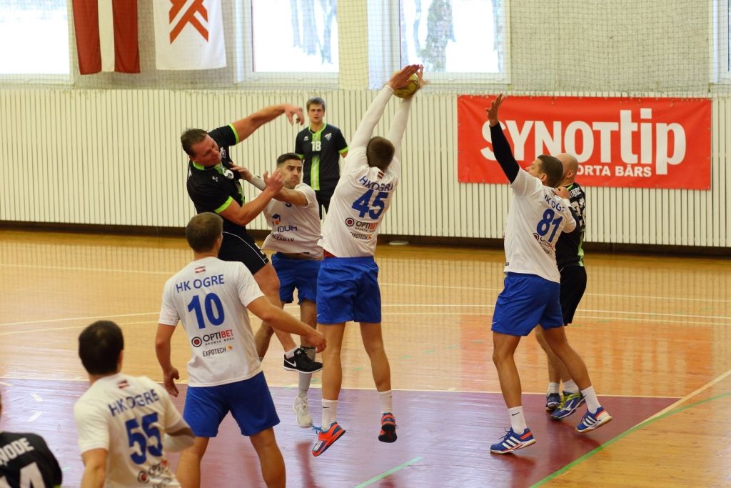 Iegāž sasteigtās minūtes 