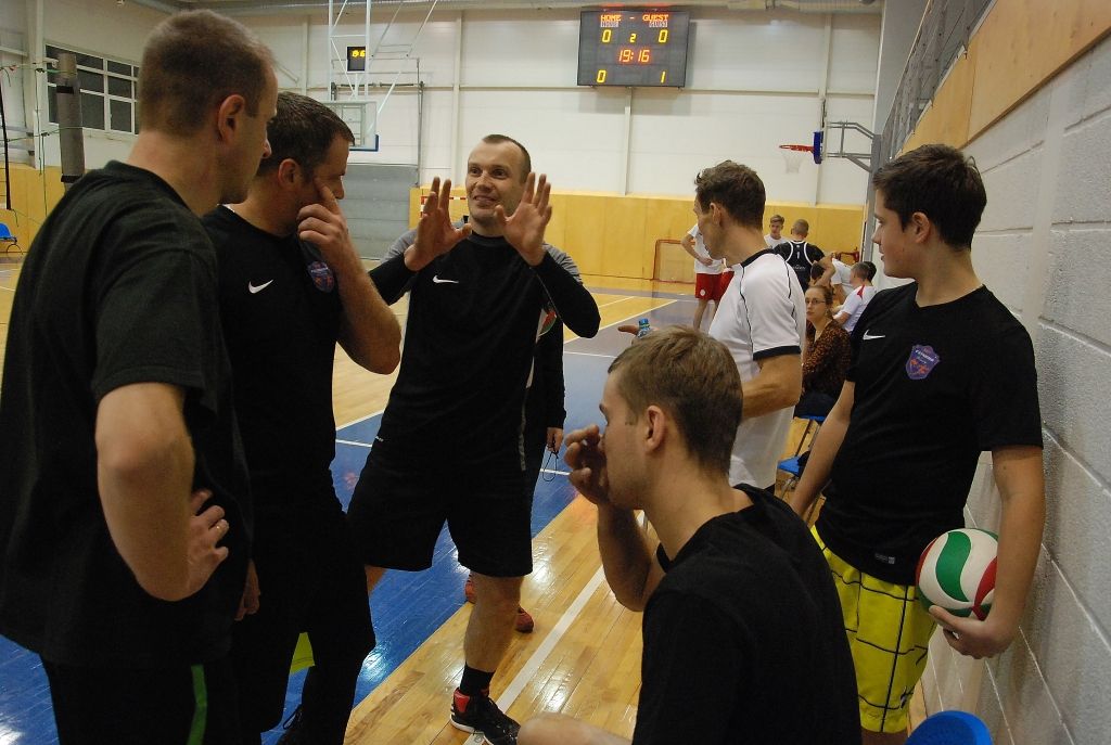 "Nīcas" volejbolisti Lejaskurzemes novadu čempionātā uzvar "Grobiņas pagastu"