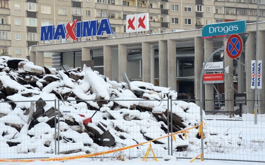 Montāžas darbu veicējs: Maxima būvniecības darbu dokumentu parakstus viltoju, lai vairāk nopelnītu