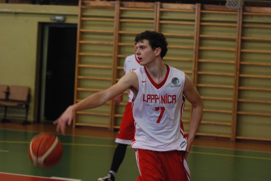 "LPPP/Nīca" savā laukumā zaudē "Kandavai"