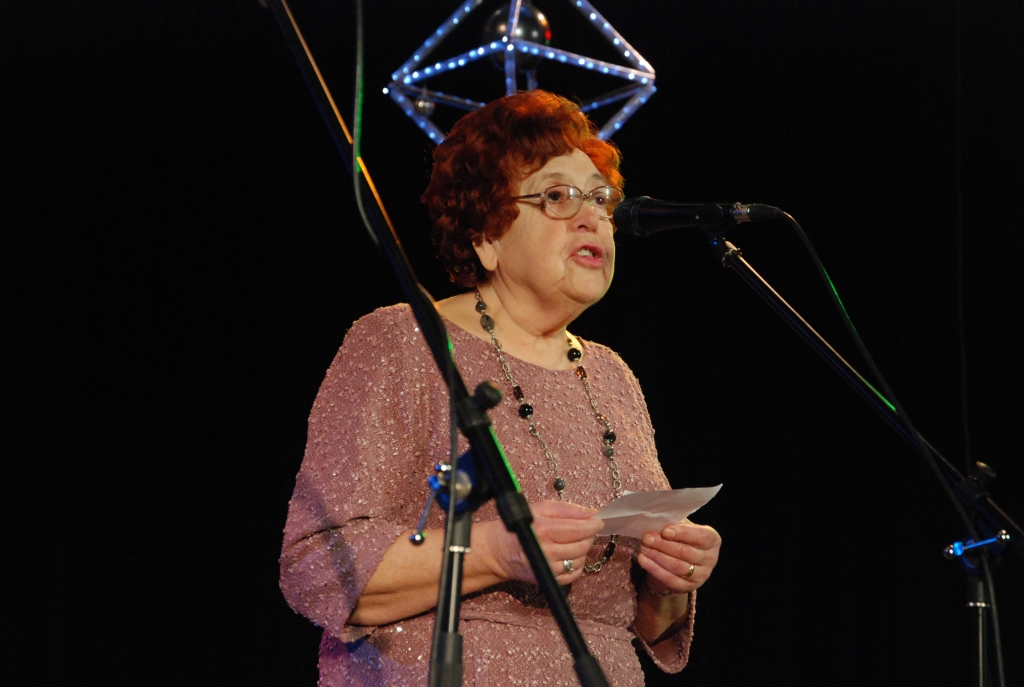 FOTO: Aizvadīts Kurzemes senioru sadziedāšanās un sadancošanās koncerts