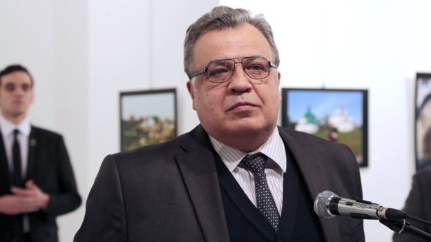 Nošauj Krievijas vēstnieku