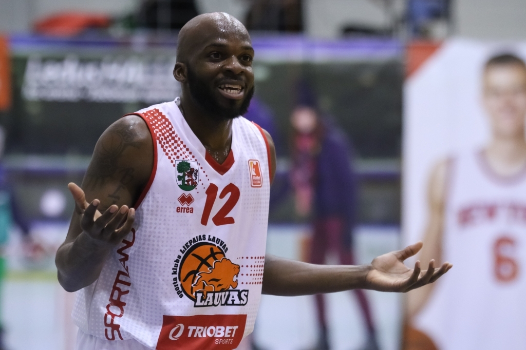 "Valmiera"/ORDO basketbolisti Kārļa atgriešanās mačā spraigā LBL cīņā uzvar "Liepāju"/"Triobet"