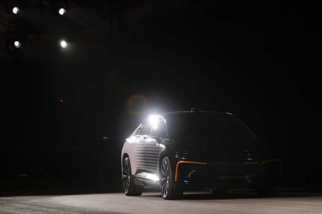 Papildināts - Tirgū sevi piesaka vēl viens Tesla konkurents