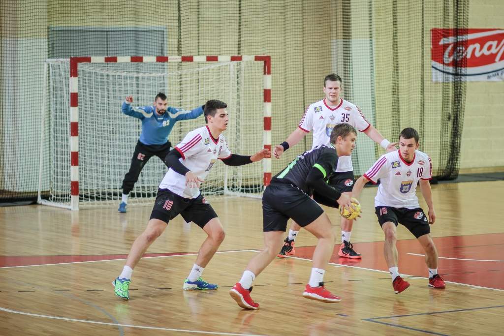 Dobeles ''Tenax'' handbolisti otrajā puslaikā salauž ''Vaiņodes'' pretestību