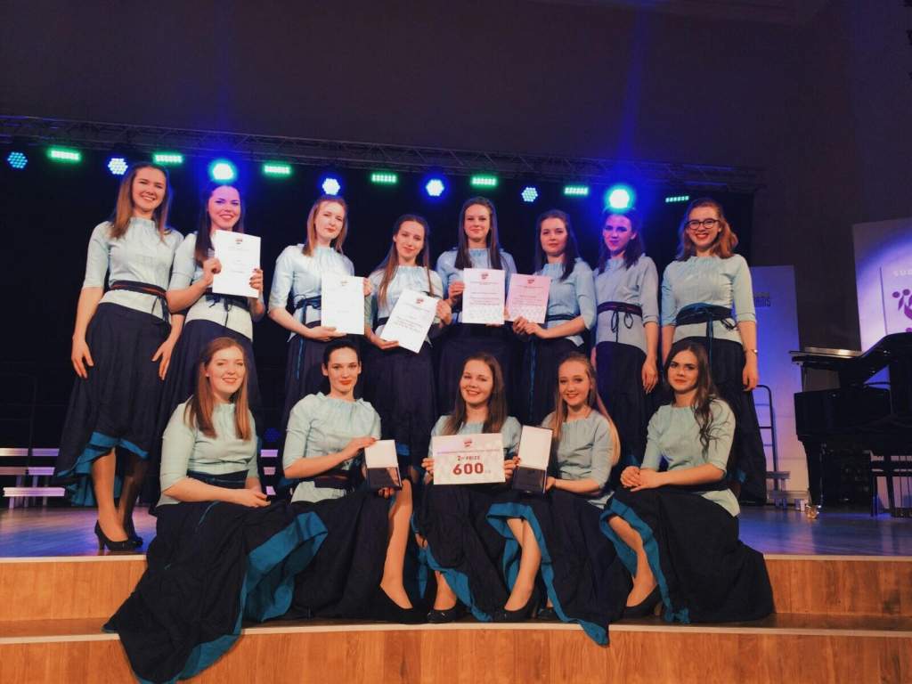Vokālais ansamblis ''Gaismiņa'' iegūst divas balvas starptautiskā konkursā