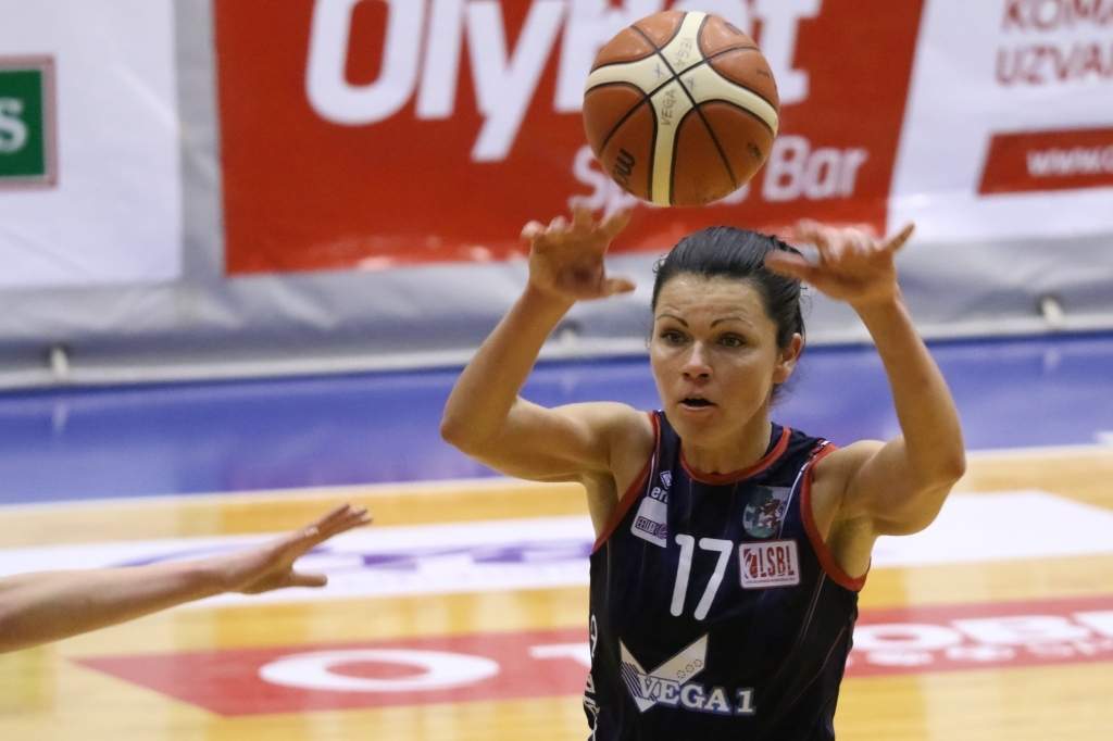 "Vega 1"/"Liepāja" basketbolistes apvienotā čempionāta mačā minimāli zaudē Somijas čempionei "Catz"