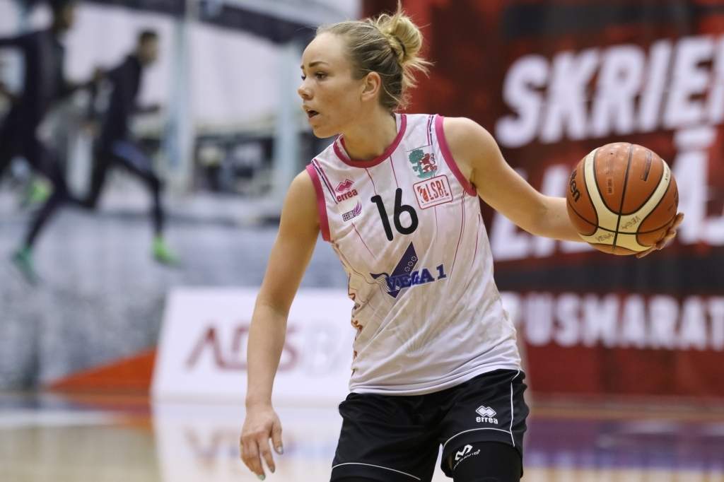 "Vega 1"/"Liepāja" basketbolistes apvienotā čempionāta mačā uzveic RSU