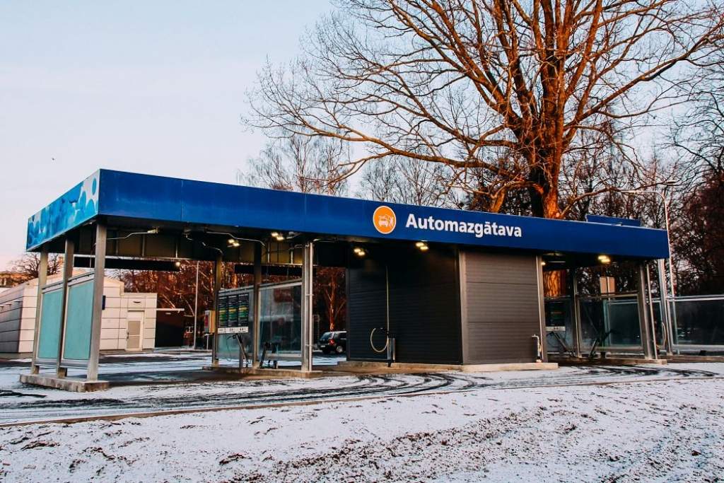 Statoil sper pirmo soli pašapkalpošanās automazgātavu biznesā