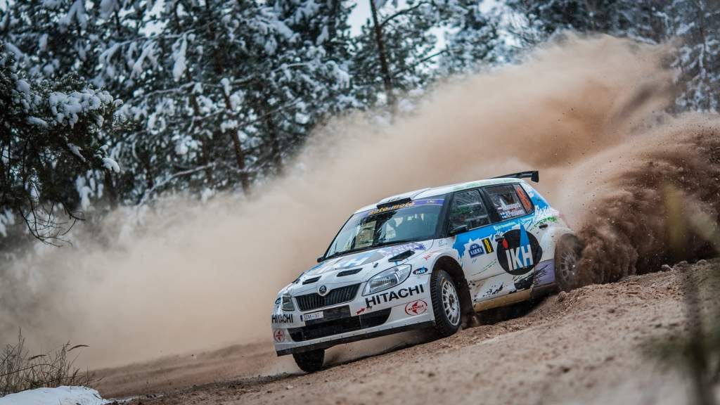 Talantīgais Rovanpere turpina dominēt Latvijas čempionātā, triumfējot arī rallijā "Sarma"