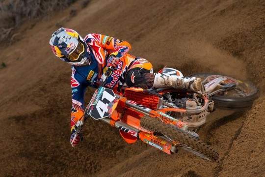 Jonasam smags kritiens Francijā