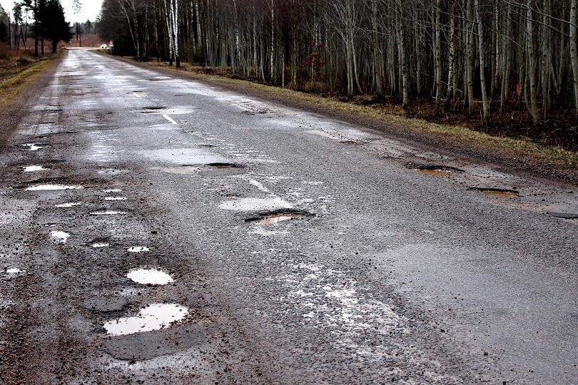 Lietuvieši remontēs tiltu uz Latviju